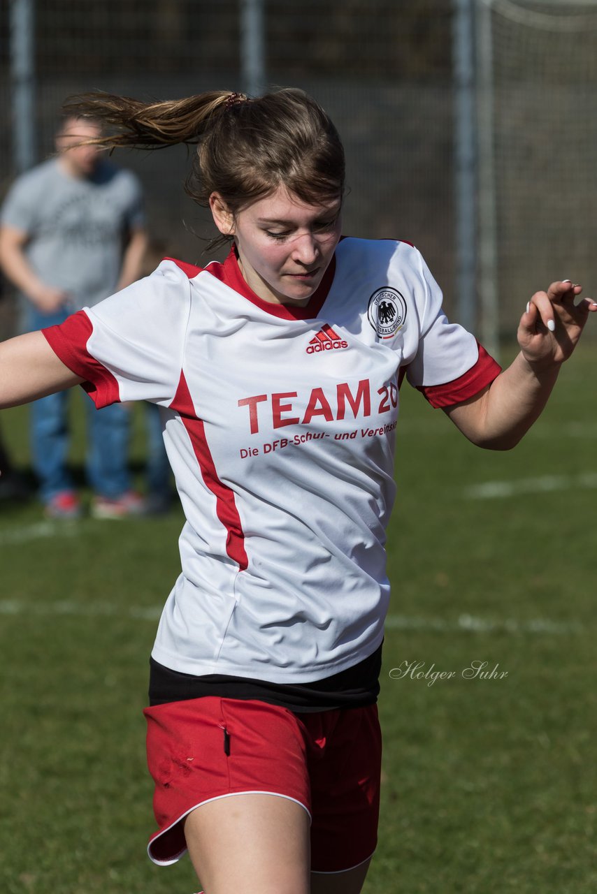 Bild 304 - Frauen SV Boostedt - Tralauer SV : Ergebnis: 12:0